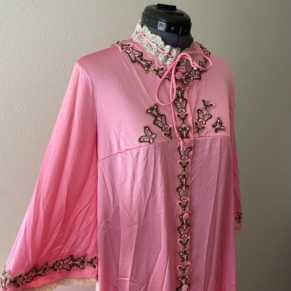 60's vintage pink butterfly peignoir robe